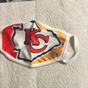 Kids Kansas City Chiefs Face Mask - Red, Yellow, White